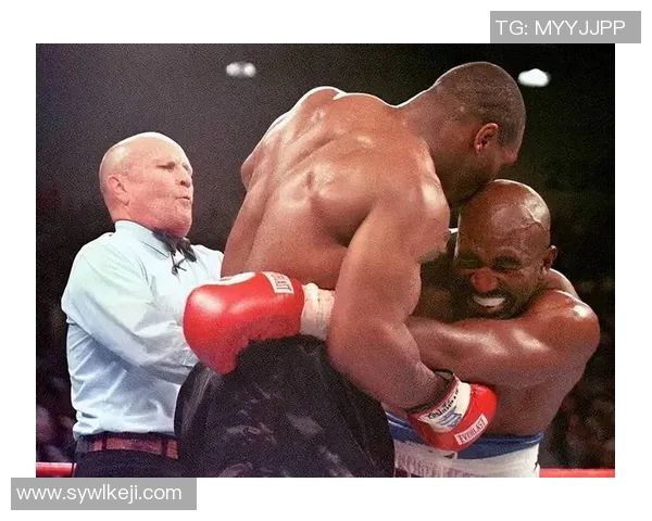 泰森与罗伊琼斯世纪对决的最终结果揭晓引发拳击界热议