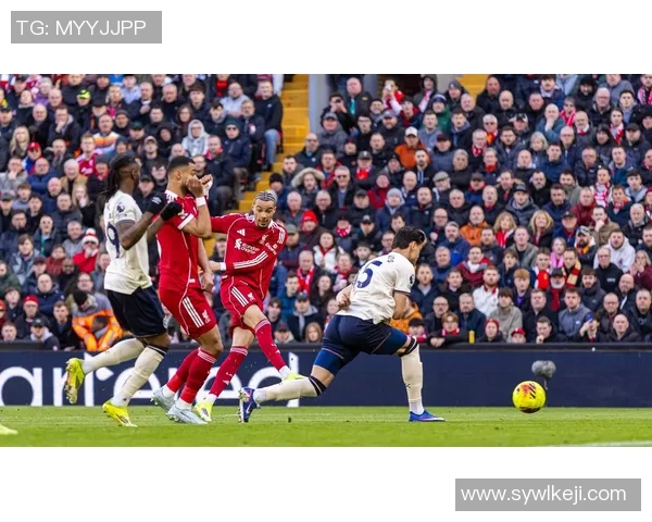 首轮激战利物浦主场迎战西汉姆期待精彩对决与进球盛宴 首轮激战利物浦主场迎战西汉姆期待精彩对决与进球盛宴