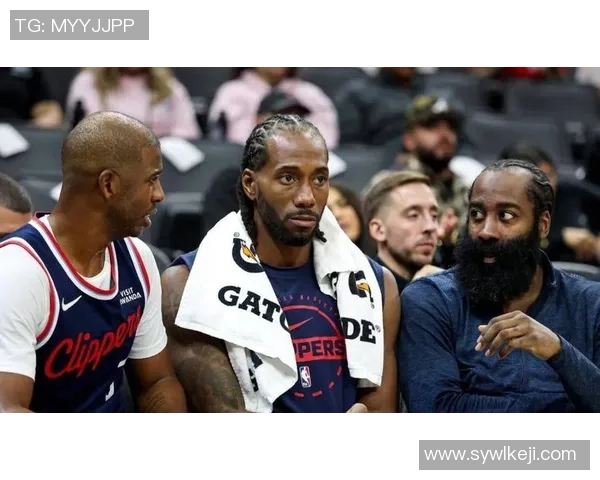 快船与76人2017年对决回顾:精彩瞬间与赛季影响分析 快船与76人2017年对决回顾:精彩瞬间与赛季影响分析