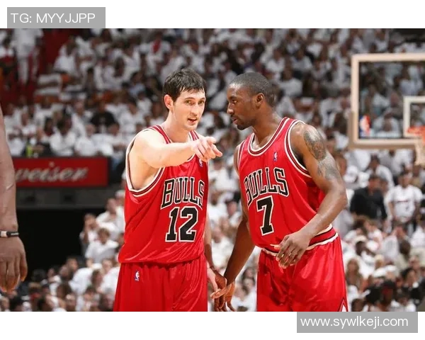 热火与灰熊对决分析大小分走势及投注策略探讨